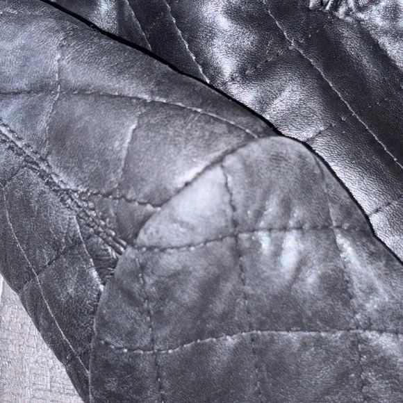 Caroline Moore black quilted leather jacket with gold-toned buttons SZ 10 - Picture 4 of 16